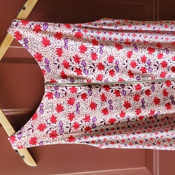 Philosophy Boho floral dress w pockets. Rayon Creme red & purple Hi low size 10 - Picture 5 of 10